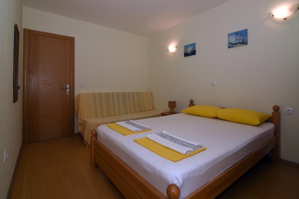 Apartments Coric Baška Voda Εξωτερικό φωτογραφία