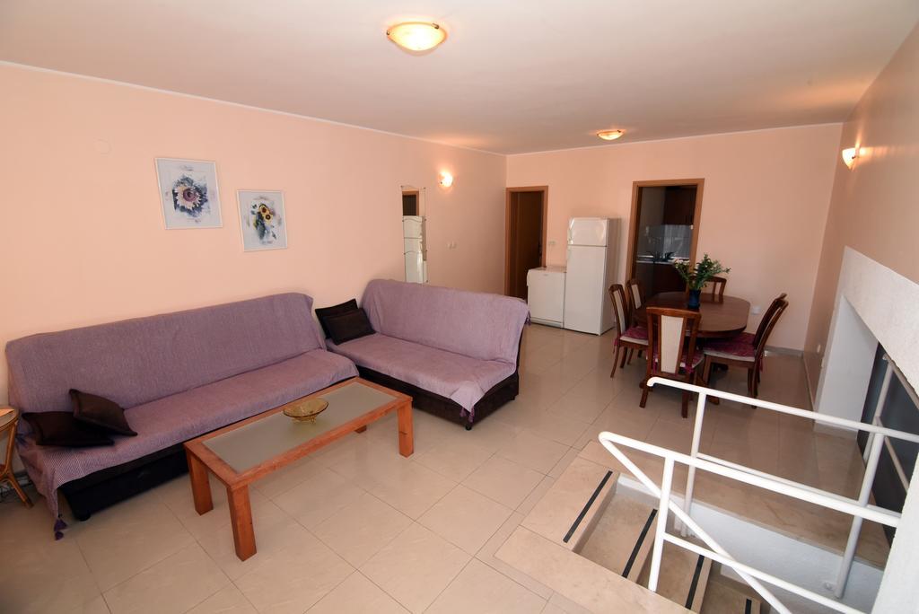 Apartments Coric Baška Voda Εξωτερικό φωτογραφία