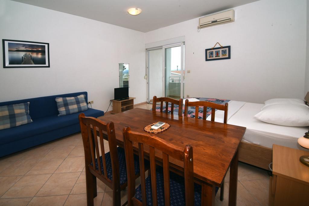Apartments Coric Baška Voda Εξωτερικό φωτογραφία